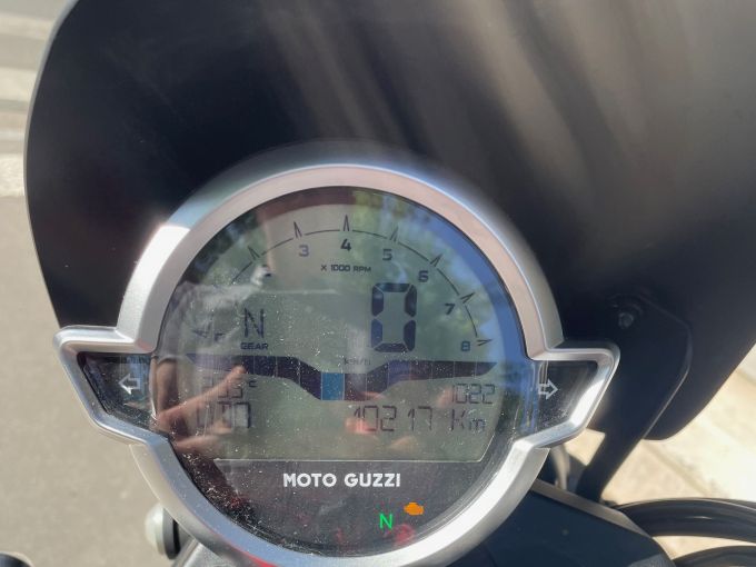 MOTO GUZZI V7 STONE TEN 4
