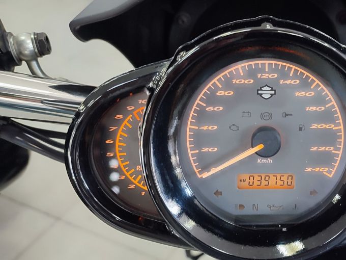 HARLEY-DAVIDSON V-ROD NIGHT ROD 1250 SPECIAL 4