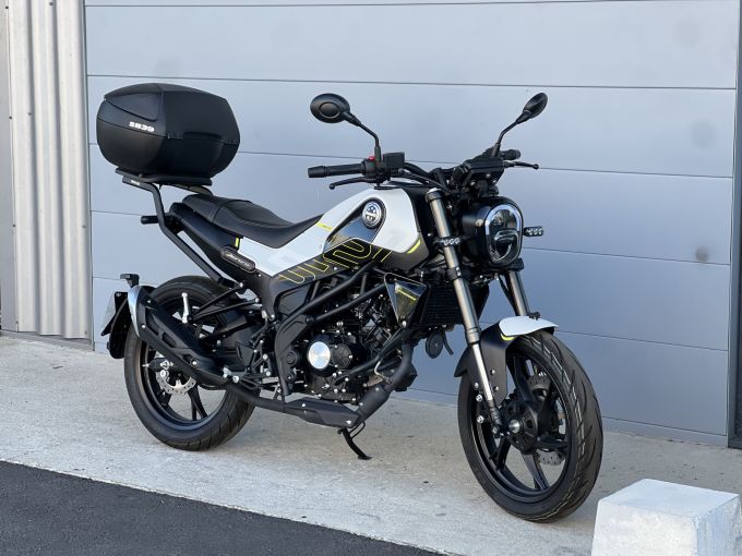 BENELLI LEONCINO 125 4