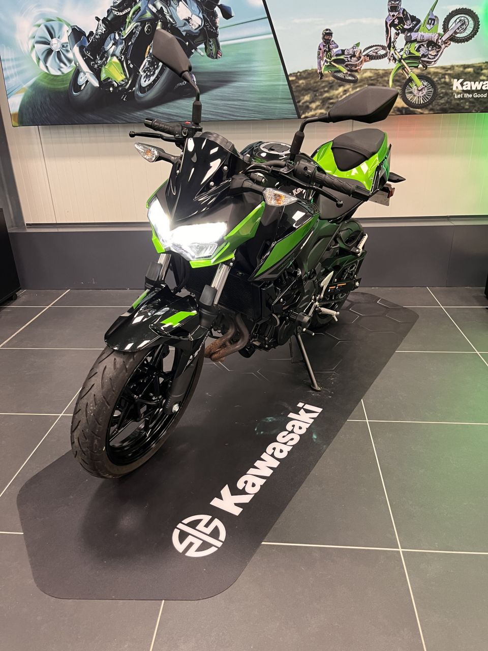 KAWASAKI Z400 4