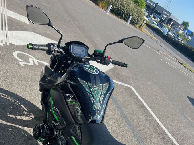 KAWASAKI Z 900 4