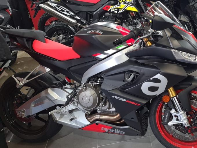 APRILIA RS 660 A2 4
