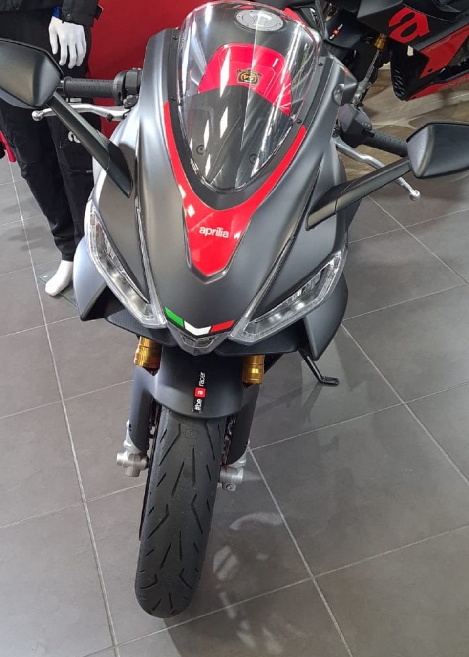 APRILIA RS 660 A2 4