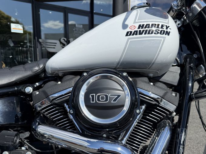 HARLEY-DAVIDSON SOFTAIL SPORT GLIDE 1745 4