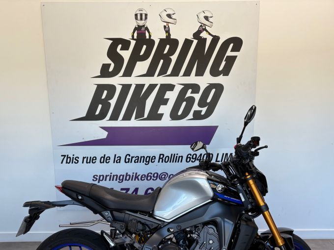 YAMAHA MT-09 SP 4