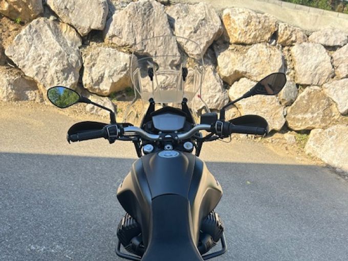 MOTO GUZZI V85 TT 850 4