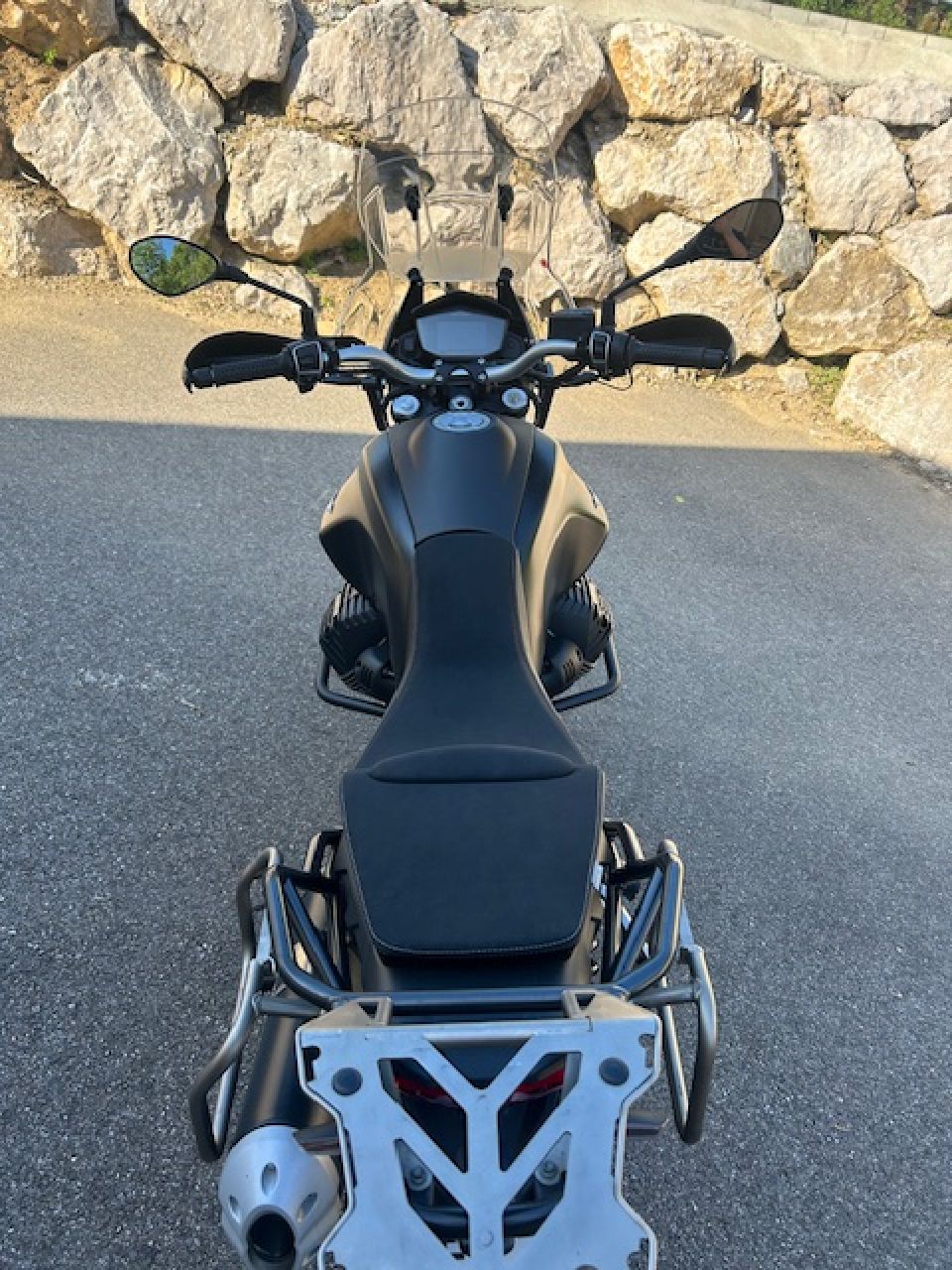 MOTO GUZZI V85 TT 850 4