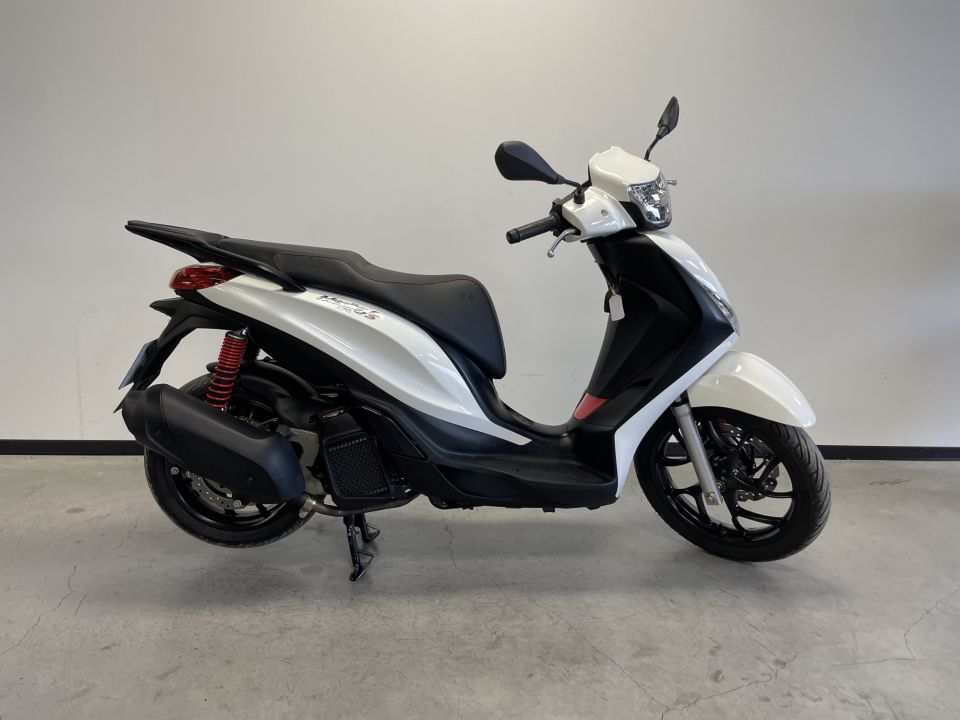 PIAGGIO MEDLEY 125 4