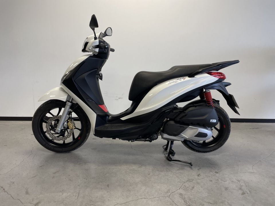 PIAGGIO MEDLEY 125 4