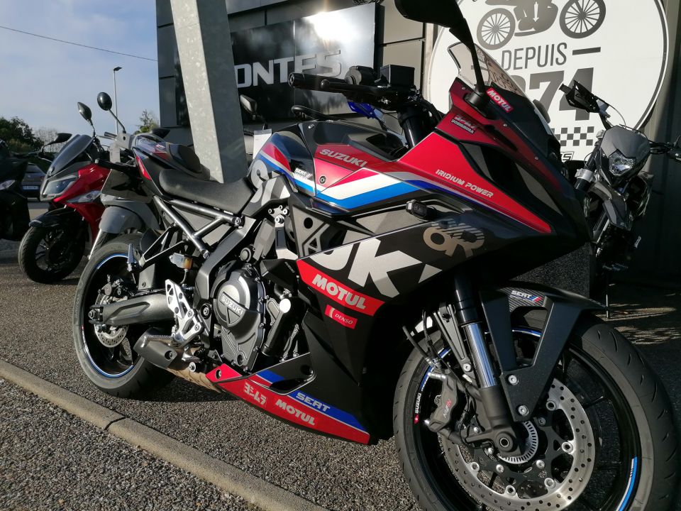SUZUKI GSX-8R SERT 4