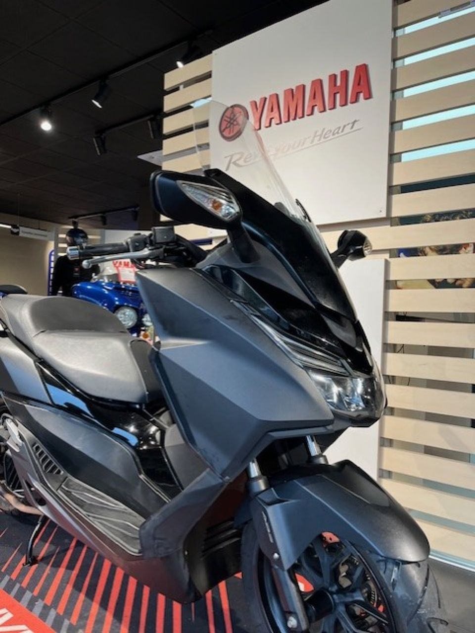 HONDA NSS FORZA 125 4