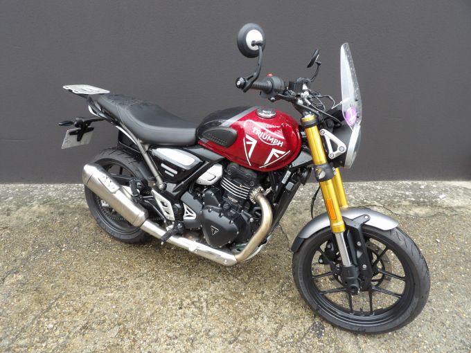 TRIUMPH SPEED 400 4