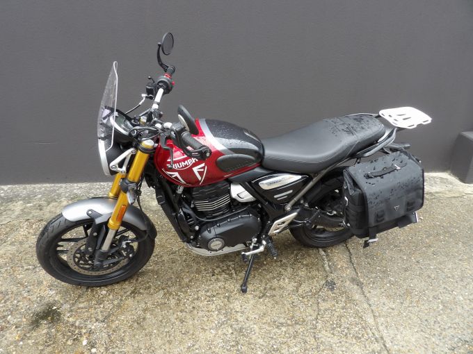 TRIUMPH SPEED 400 4