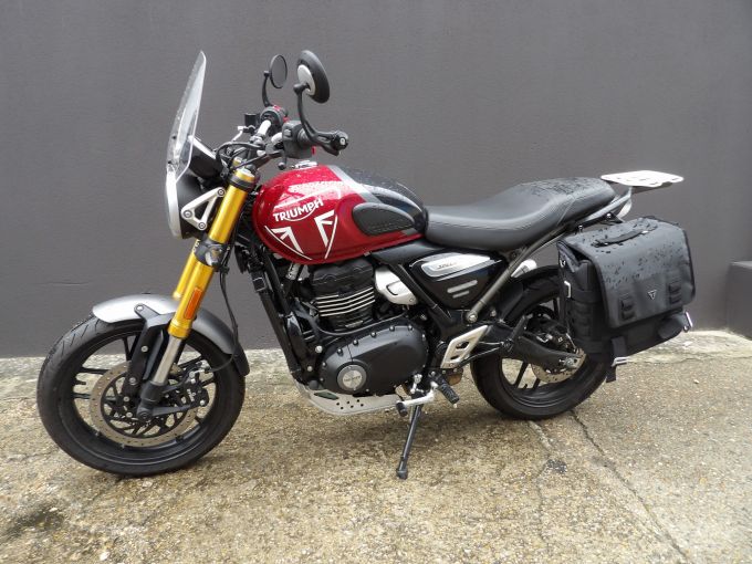 TRIUMPH SPEED 400 4