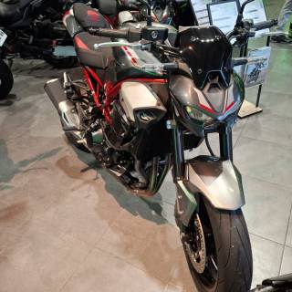 KAWASAKI Z 900 - 2025