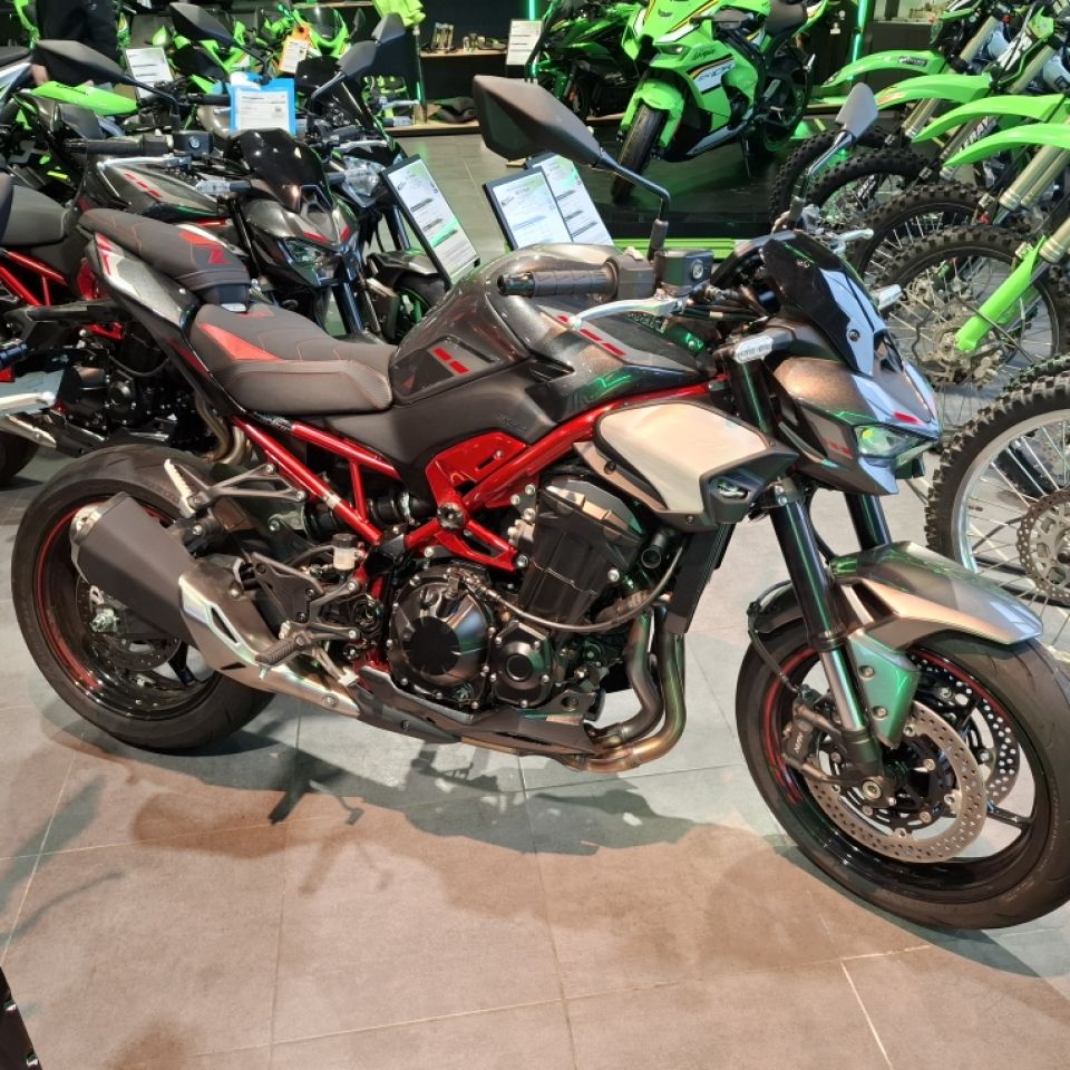 KAWASAKI Z 900 4