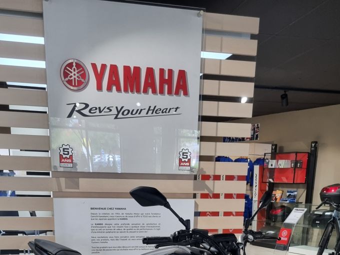 YAMAHA MT-07 (47.5CV) 4