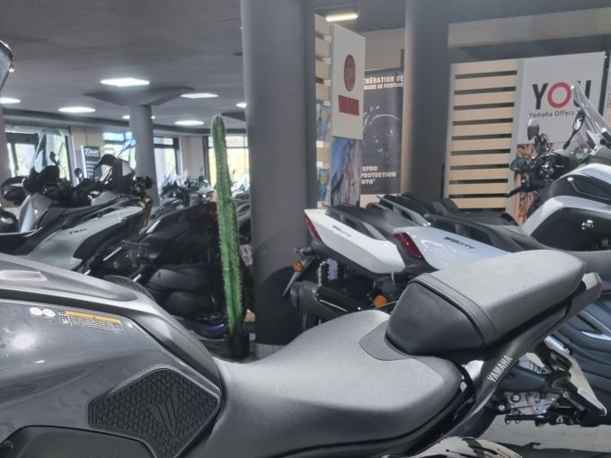 YAMAHA MT-07 (47.5CV) 4