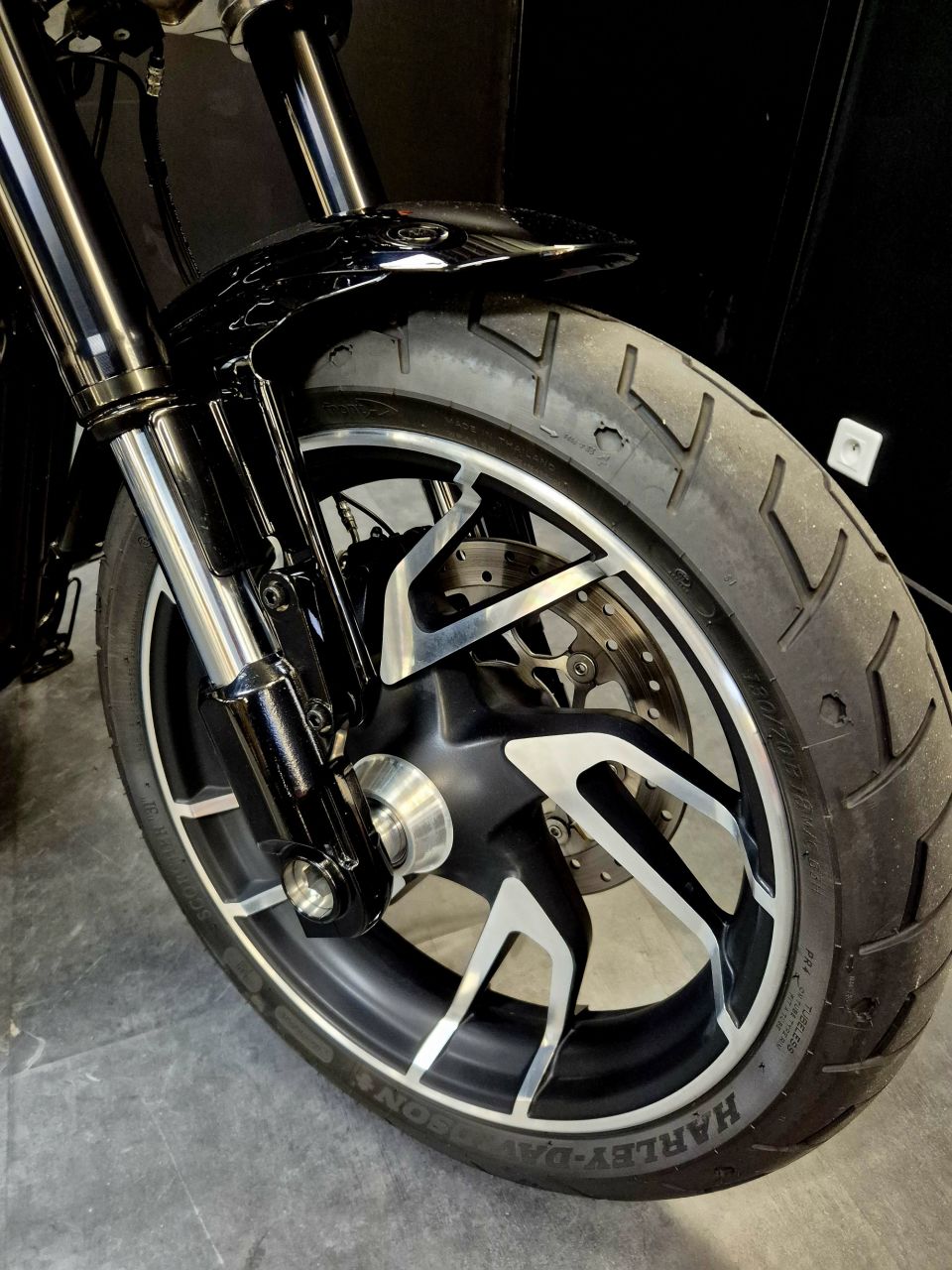 HARLEY-DAVIDSON SOFTAIL SPORT GLIDE 1745 4