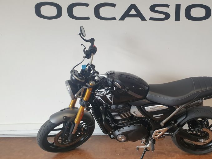TRIUMPH SPEED 400 4