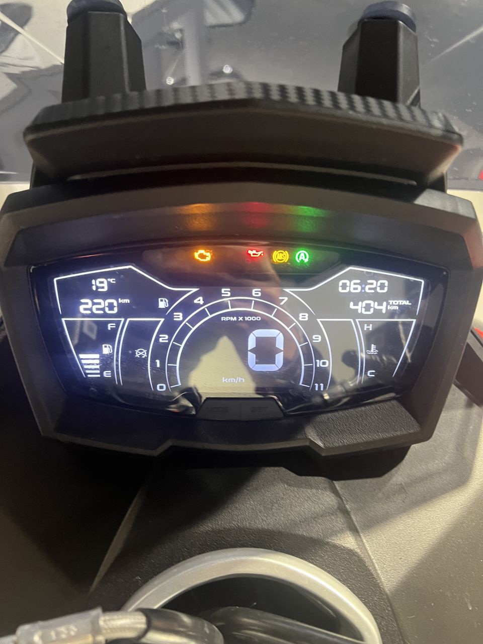 APRILIA SR GT 125 SPORT 4