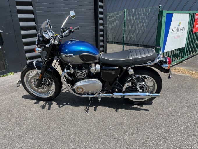 TRIUMPH BONNEVILLE T120 4