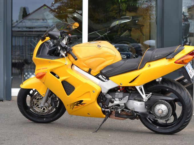 HONDA VFR 800 F 4