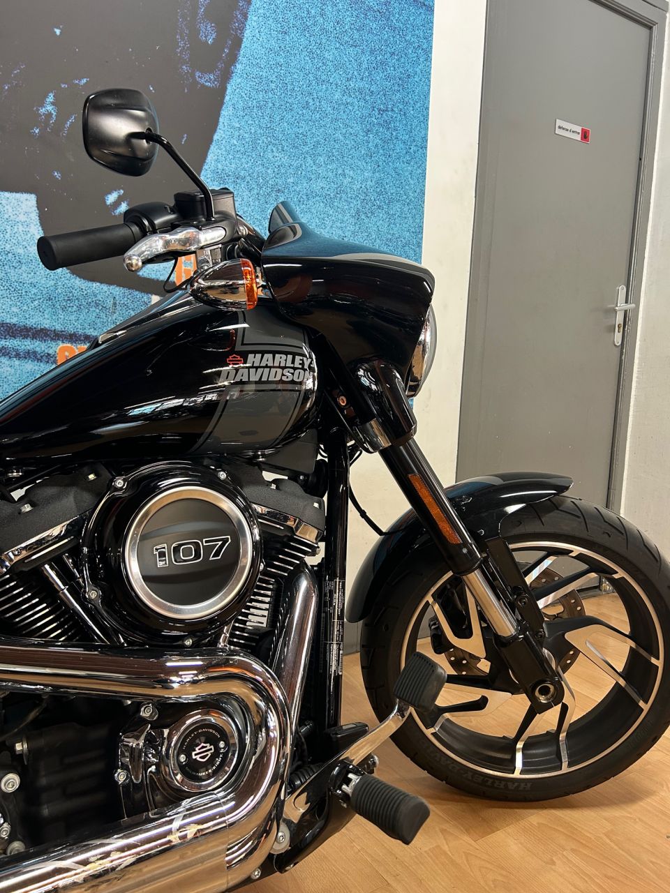 HARLEY-DAVIDSON SOFTAIL SPORT GLIDE 1745 4