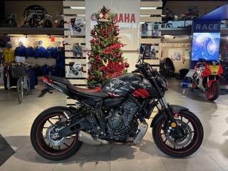 YAMAHA MT-07 35KW 90€/MOIS* 1ERE MAIN FAIBLE KM +2500€ D'EQUIPEMENT GTIE 12 MOIS - 2023