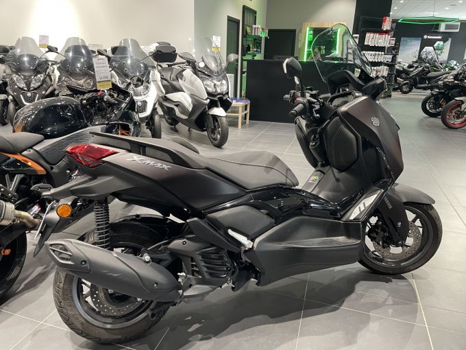 YAMAHA XMAX 125 TECH MAX 4