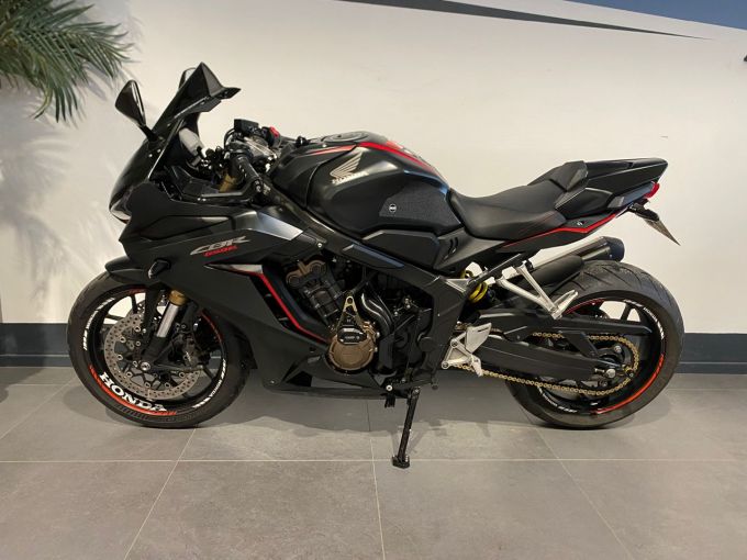 HONDA CBR 650  R 4