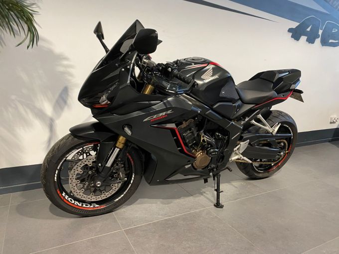 HONDA CBR 650  R 4