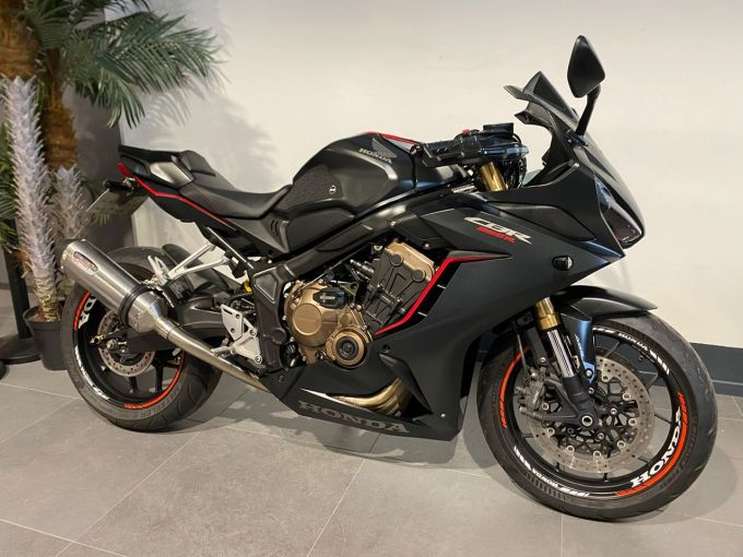 HONDA CBR 650  R 4