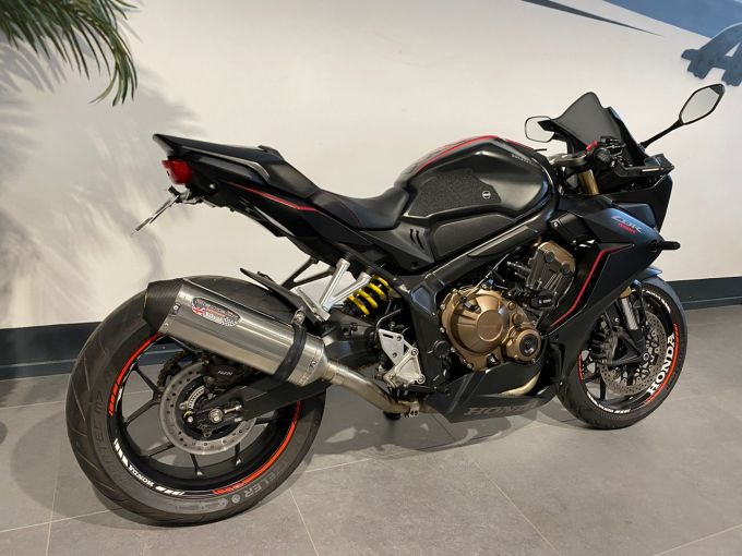 HONDA CBR 650  R 4