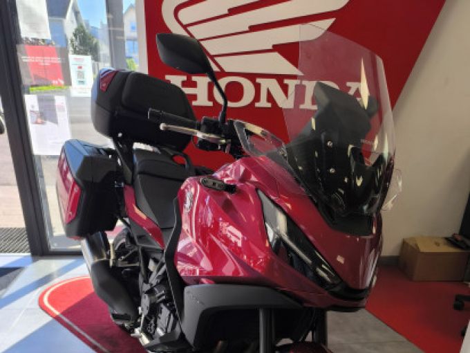 HONDA NT1100 DCT 4
