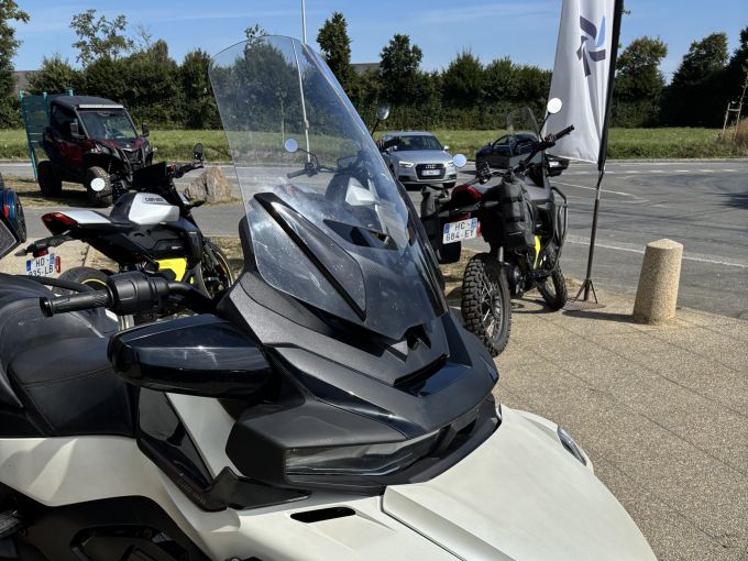 CAN-AM SPYDER RT 4