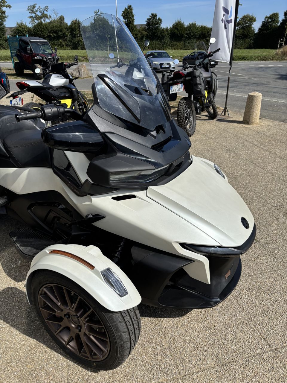 CAN-AM SPYDER RT 4