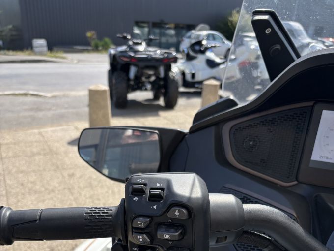 CAN-AM SPYDER RT 4