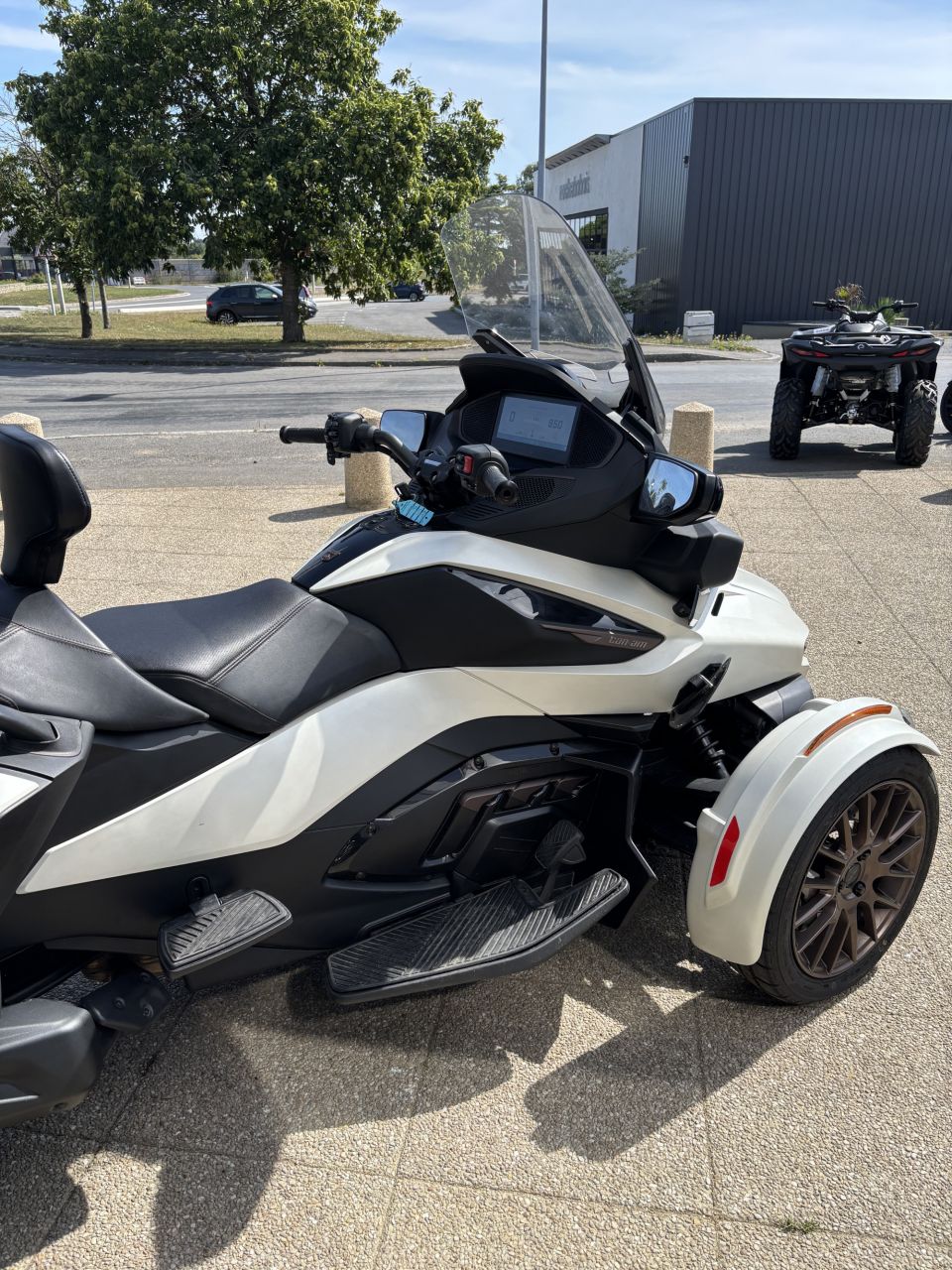 CAN-AM SPYDER RT 4