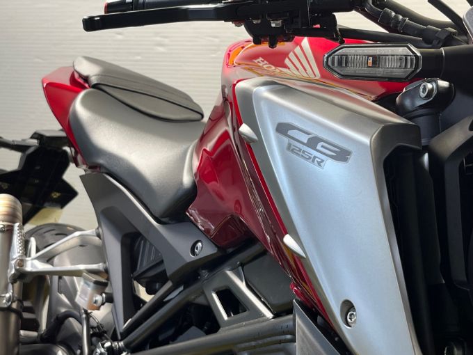 HONDA CB 125 4