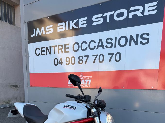 DUCATI MONSTER 821 4