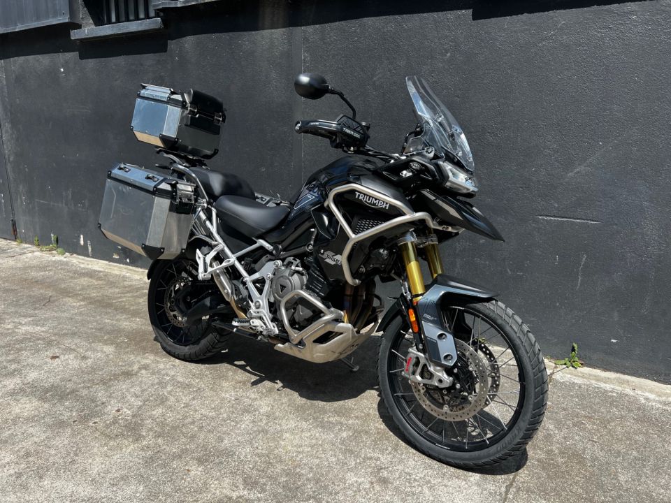 TRIUMPH TIGER 1200 RALLY PRO 4