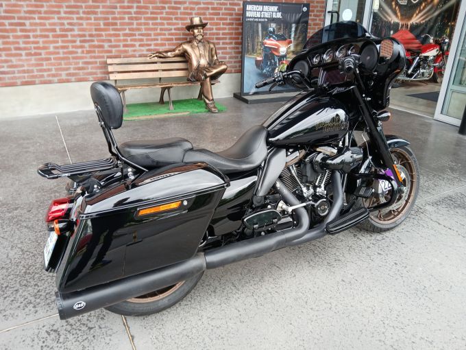 HARLEY-DAVIDSON TOURING STREET GLIDE 1923 ST 4