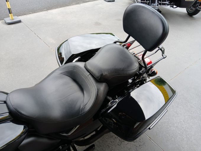 HARLEY-DAVIDSON TOURING STREET GLIDE 1923 ST 4
