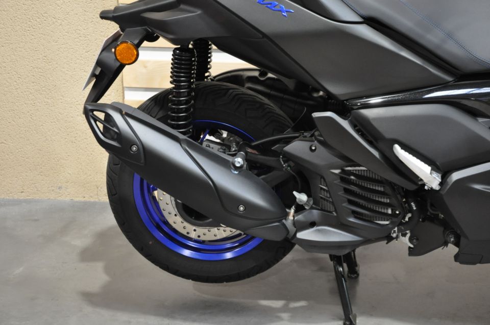 YAMAHA X-MAX 125 4