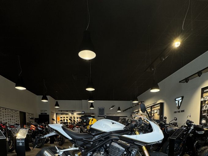TRIUMPH SPEED TRIPLE 1200 RR 4