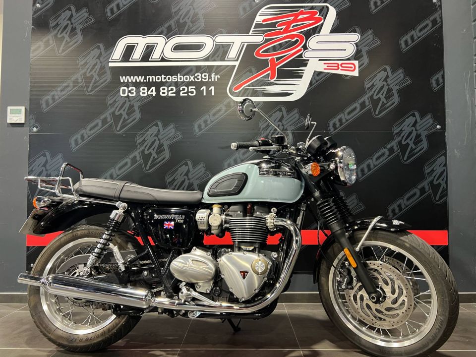 TRIUMPH BONNEVILLE T120 4