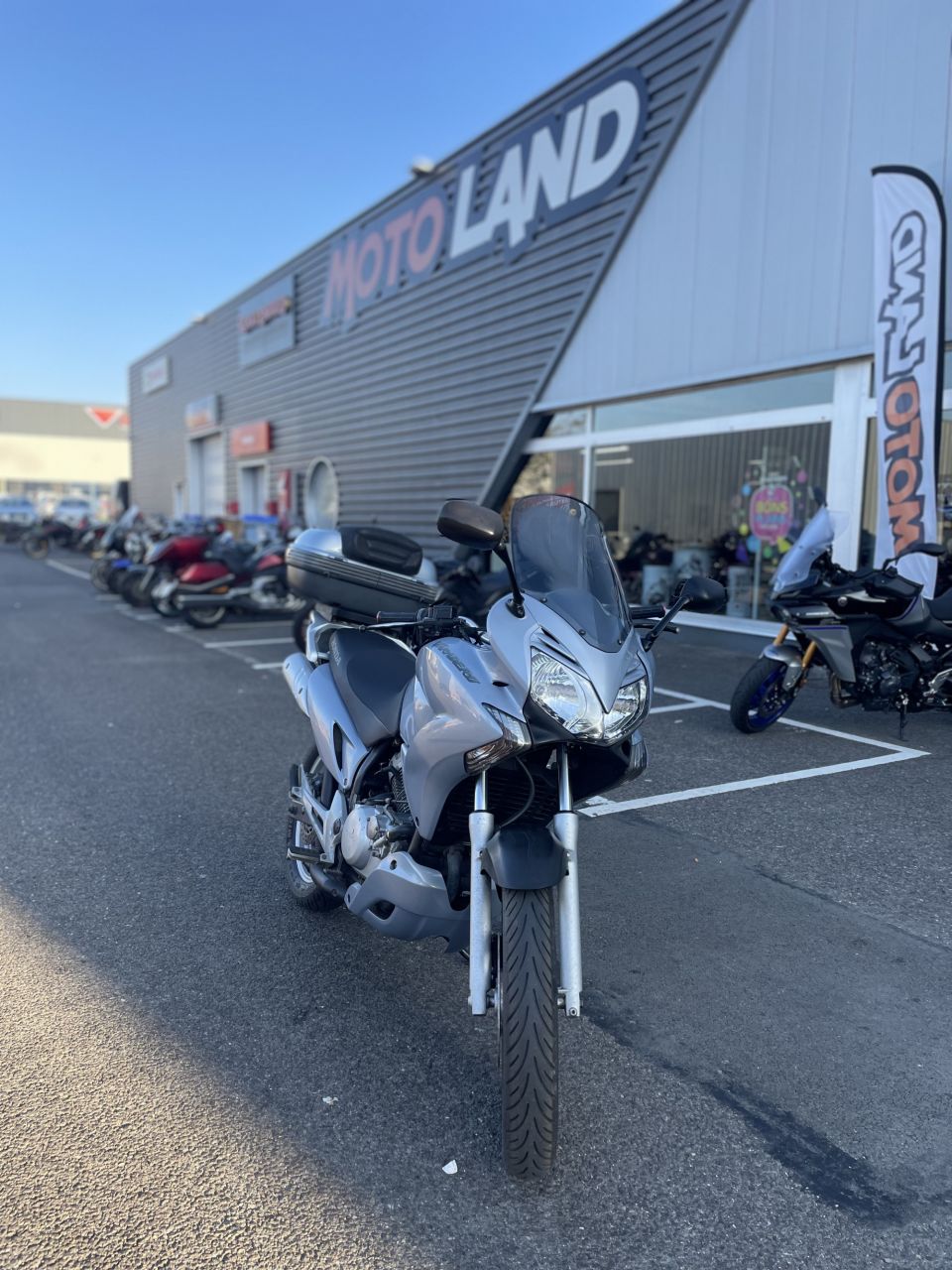 HONDA VARADERO 125 4