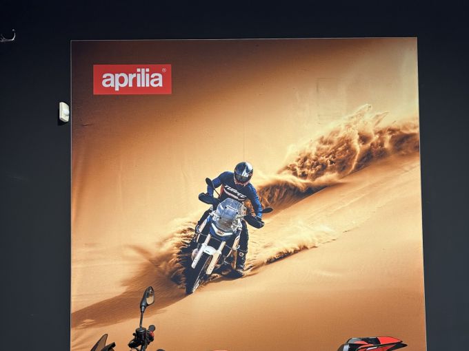 APRILIA TUONO 1100 V4 FACTORY 4