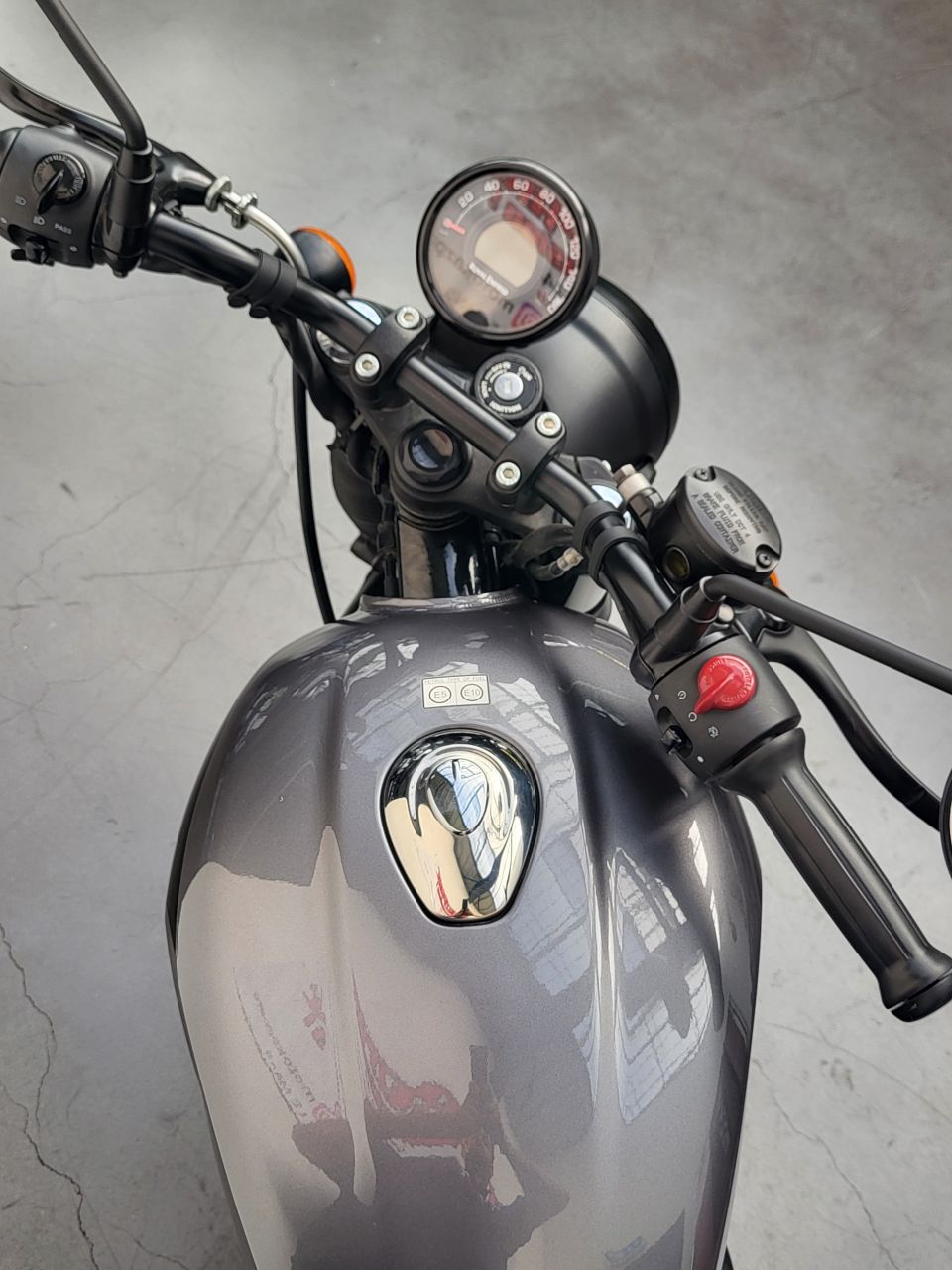 ROYAL ENFIELD HNTR 350 4